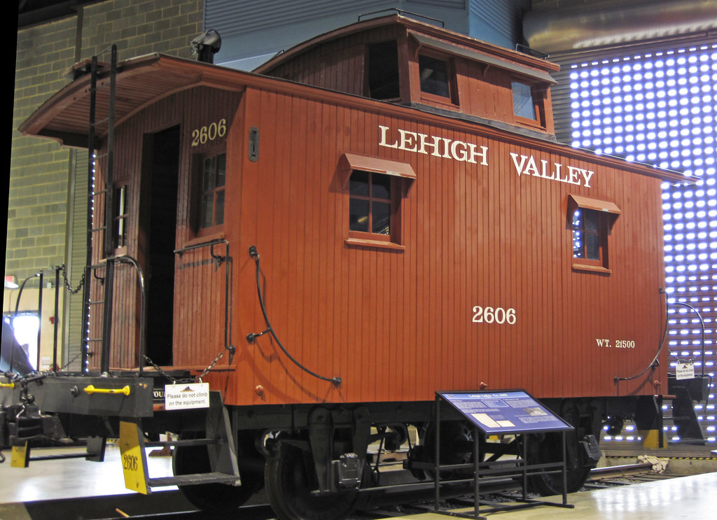 Lehigh Valley Railroad caboose 2