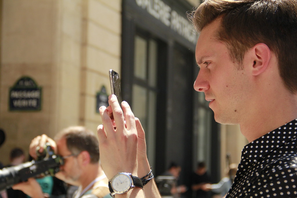 Smartphones at Fashion Week