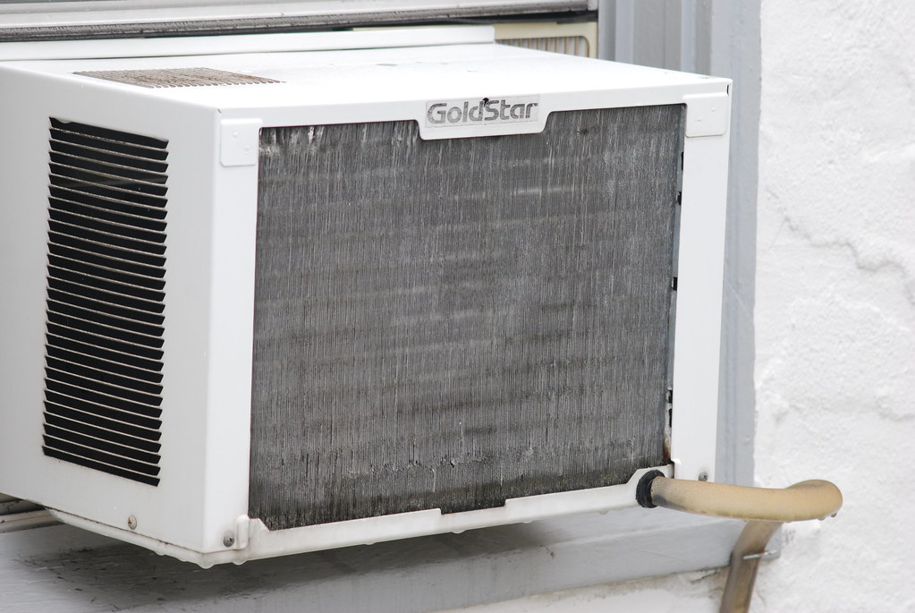 Air conditioner 4-12-10