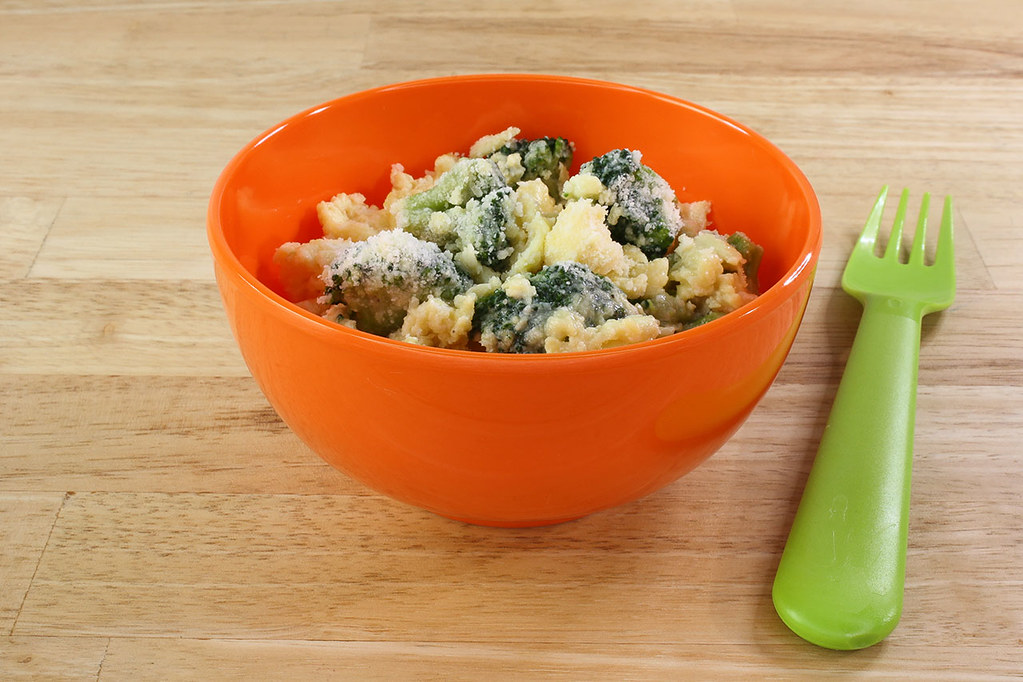 Team Nutrition, USDA Child and Adult Care Food Program, CACFP, Recipes, Cooking, Meal Patterns, Breakfast, Eggs, Vegetables, Meat Alternates, 6 Servings, 25-50 Servings